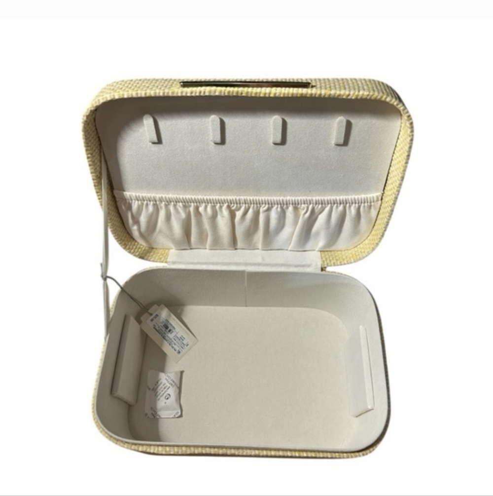A New Day Brown/Cream Jewelry Organizer - Picture 5 of 5